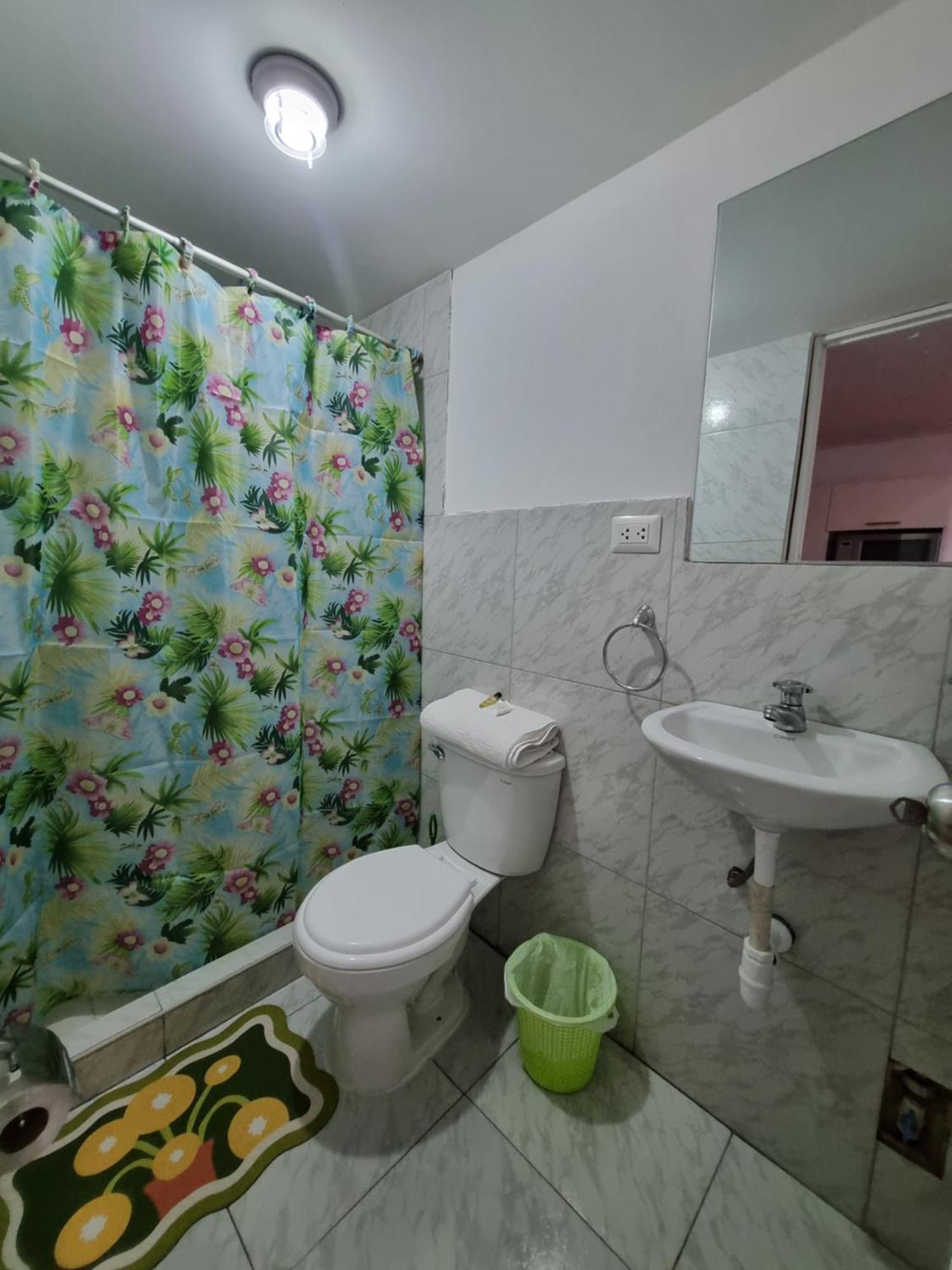 ホテル La Casa De Laura - Plaza クスコ エクステリア 写真