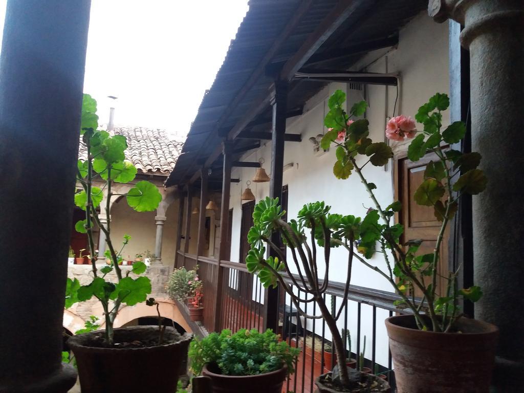 ホテル La Casa De Laura - Plaza クスコ エクステリア 写真